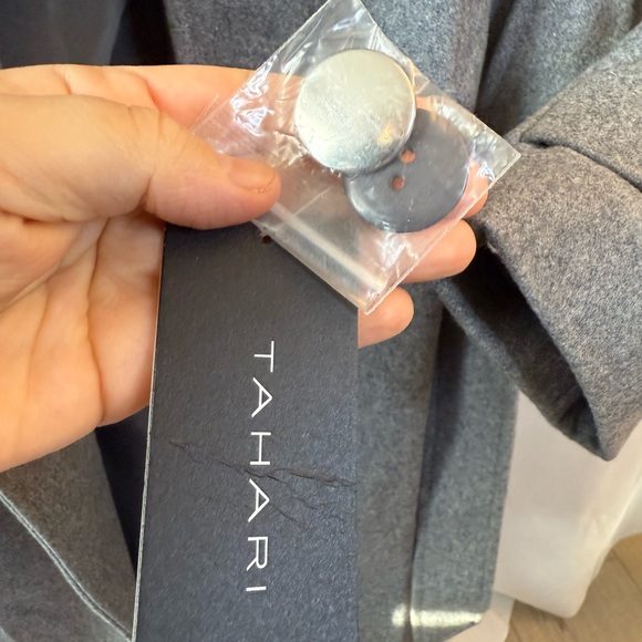 Tahari Women's Elegant Gray Trench Coat - Picture 9 of 10